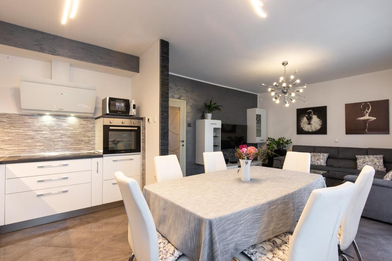 Villa Nina Baska Extérieur photo