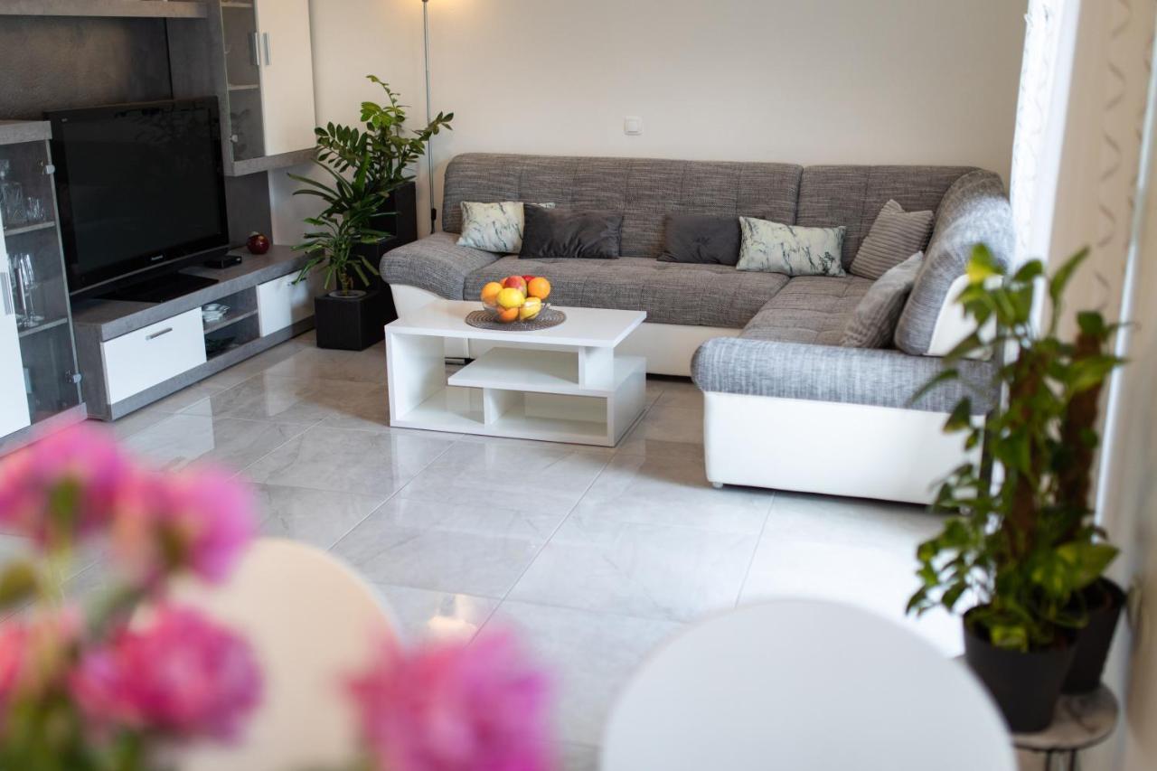 Villa Nina Baska Extérieur photo